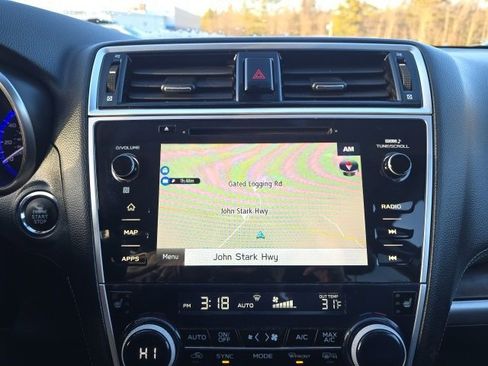 Used 2019 Subaru Outback 2.5i Limited image 12