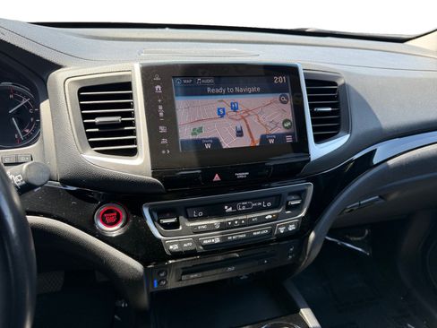 Used 2018 Honda Pilot Elite image 12
