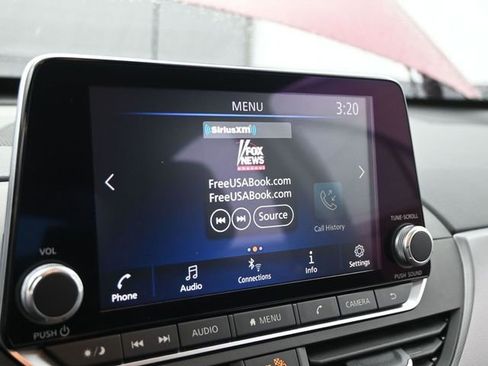 Used 2025 Nissan Altima 2.5 SR FWD image 32