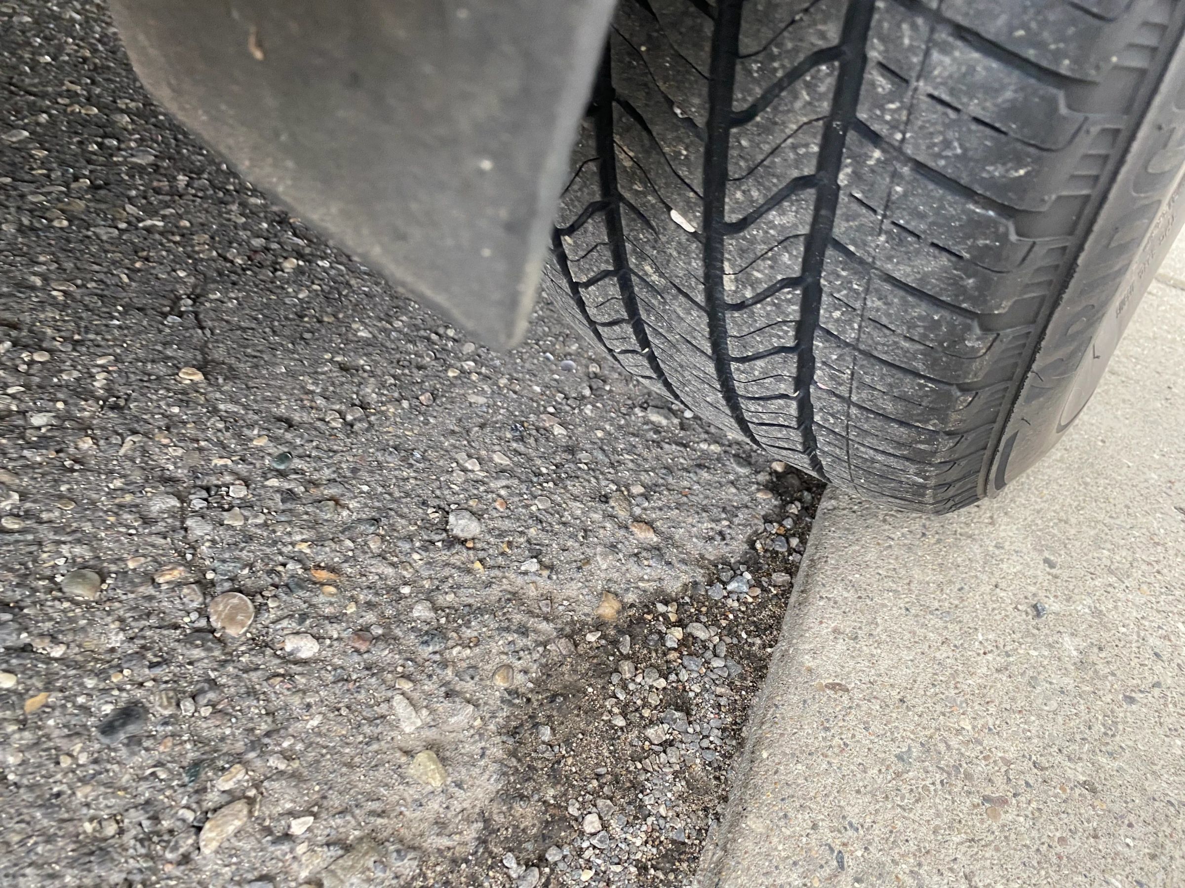 Used 2018 Chevrolet Equinox LT AWD/4WD image 28