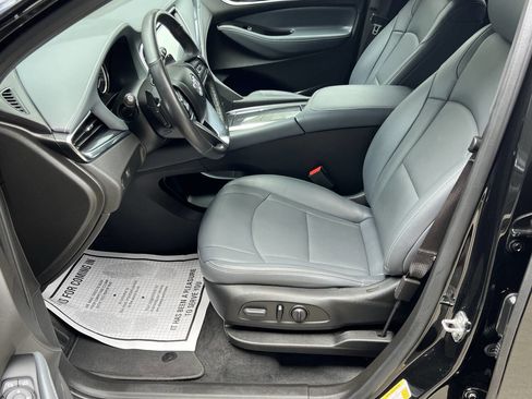 Used 2024 Buick Enclave Essence w/ Sport Touring Edition image 15