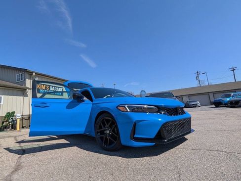 Used 2023 Honda Civic Sport image 19