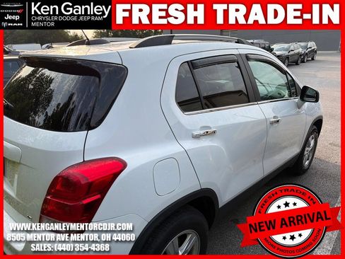 Used 2019 Chevrolet Trax LT w/ LT Convenience Package AWD/4WD image 10