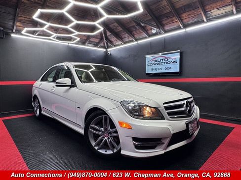 Used 2012 Mercedes-Benz C 250 Sedan image 1