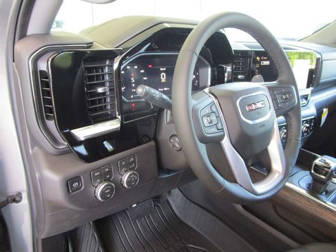 New 2026 GMC Sierra 1500 SLT w/ SLT Premium Plus Package AWD/4WD image 28