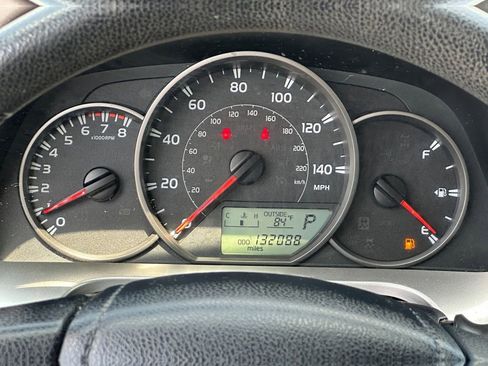 Used 2016 Toyota RAV4 LE FWD image 15