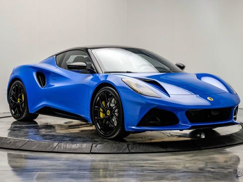 New 2026 Lotus Emira SE image 25