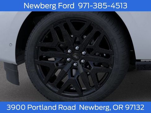 New 2026 Ford Expedition Platinum w/ Stealth Performance Package AWD/4WD image 19