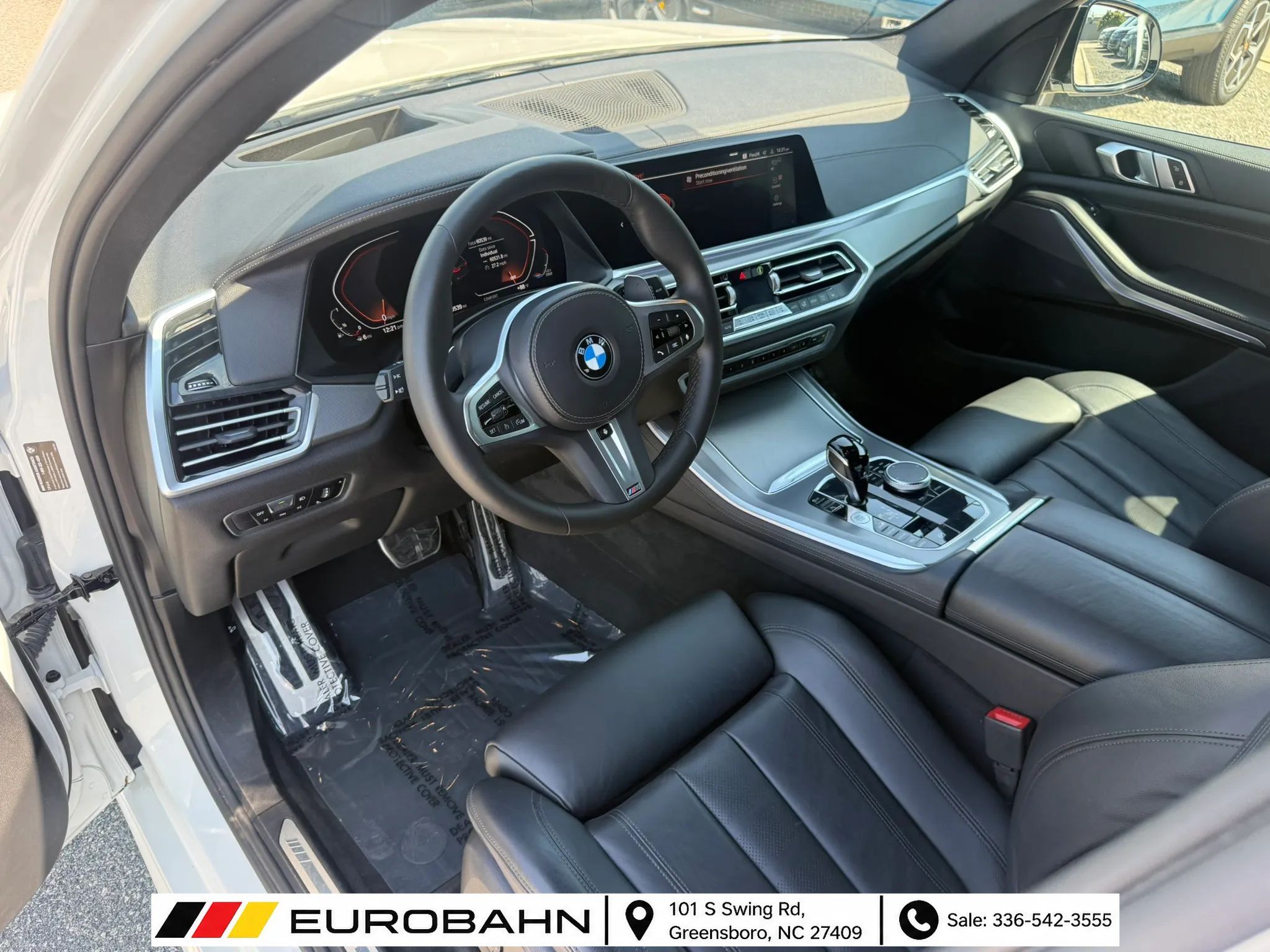 Used 2022 BMW X5 xDrive40i w/ M Sport Package AWD/4WD image 10