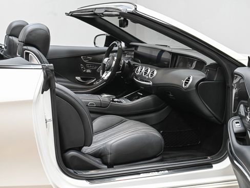 Used 2019 Mercedes-Benz S 63 AMG 4MATIC Cabriolet w/ Driver Assistance Package image 35