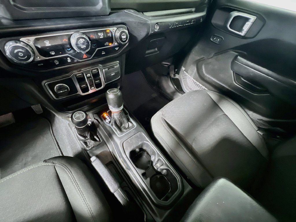 Used 2022 Jeep Wrangler Unlimited Sport AWD/4WD image 24