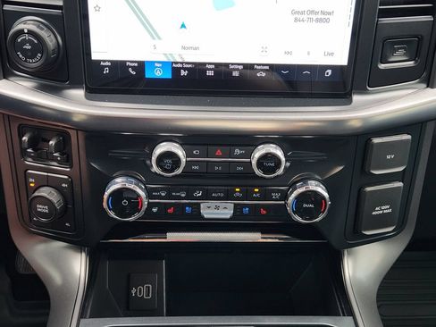 Used 2025 Ford F150 Lariat AWD/4WD image 20