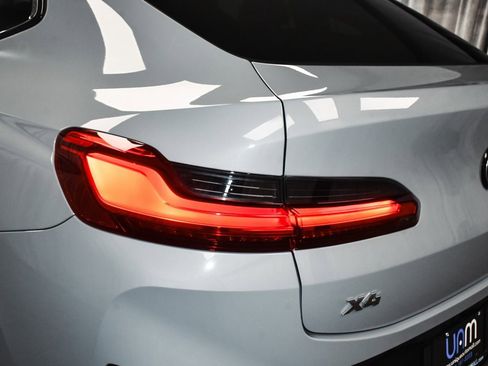 Used 2024 BMW X4 M40i w/ Premium Package image 86