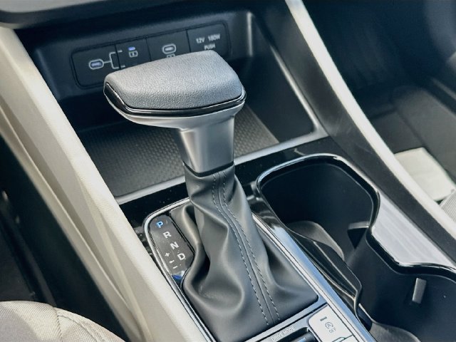 New 2026 Hyundai Tucson SE FWD image 16