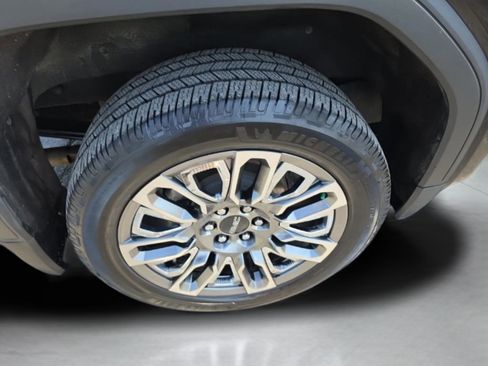 Used 2024 GMC Sierra 1500 Denali Ultimate AWD/4WD image 36