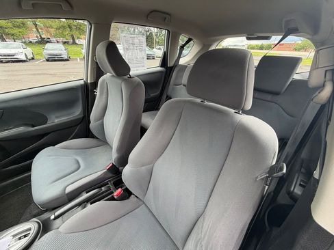 Used 2013 Honda Fit image 7