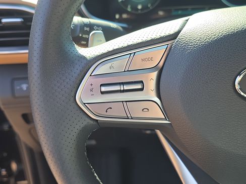 Used 2023 Hyundai Santa Fe Calligraphy image 35