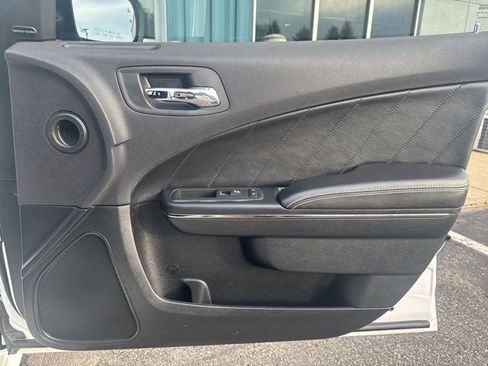 Used 2018 Dodge Charger SRT Hellcat w/ Harman/Kardon Audio Group image 22