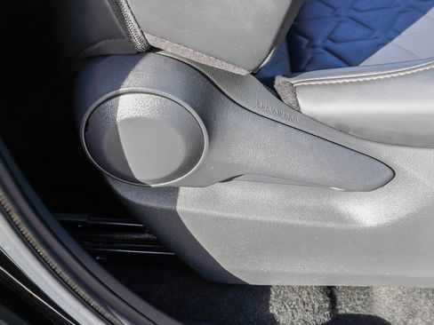 Used 2024 Toyota RAV4 Adventure image 25