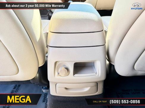 Used 2011 Hyundai Santa Fe Limited FWD image 19