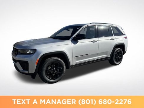 New 2026 Jeep Grand Cherokee Altitude AWD/4WD image 1