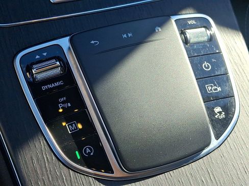 Certified 2022 Mercedes-Benz GLC 300 4MATIC image 25