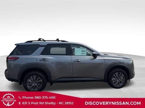New 2026 Nissan Pathfinder SV w/ Cargo Package FWD image 5