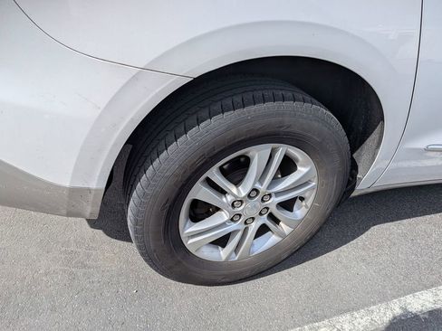 Used 2020 Buick Enclave Essence w/ Sound and Sites Package image 10