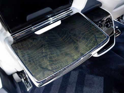 Used 2021 Rolls-Royce Phantom Sedan RWD image 50