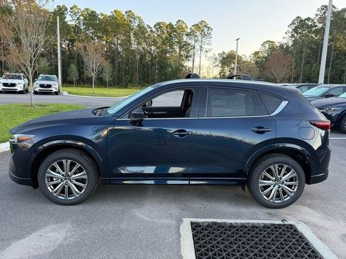 New 2025 MAZDA CX-5 Signature image 2
