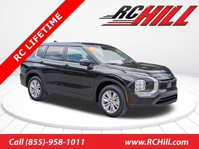 New 2026 Mitsubishi Outlander LE