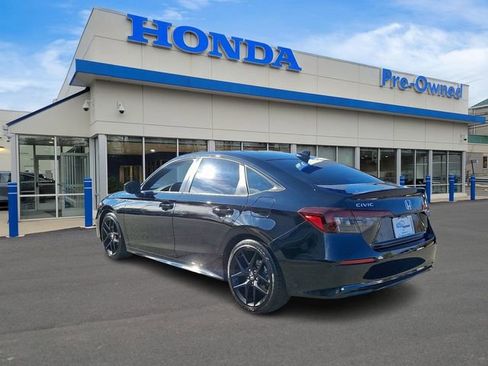 Used 2025 Honda Civic Sport image 6