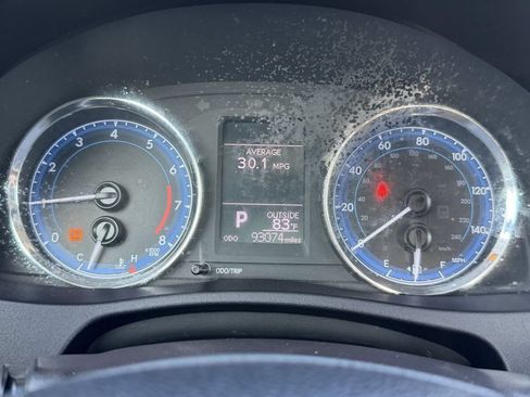 Used 2019 Toyota Corolla LE FWD image 30