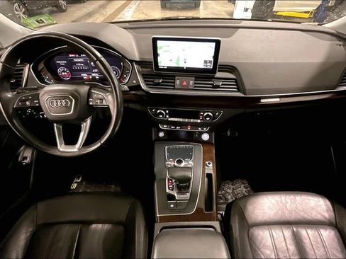 Used 2018 Audi Q5 2.0T Premium Plus w/ Premium Plus Package image 15