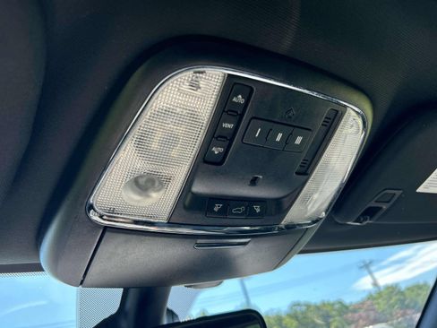Used 2017 Jeep Grand Cherokee Limited AWD/4WD image 41