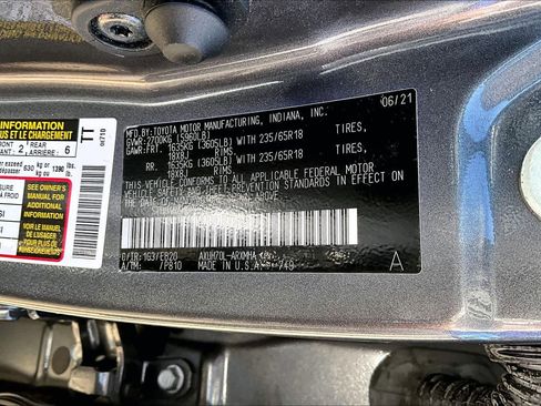 Used 2021 Toyota Highlander XLE FWD image 36
