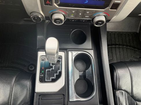 Used 2017 Toyota Tundra Limited w/ Limited Premium Package image 22