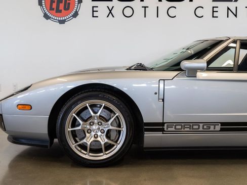 Used 2005 Ford GT image 39