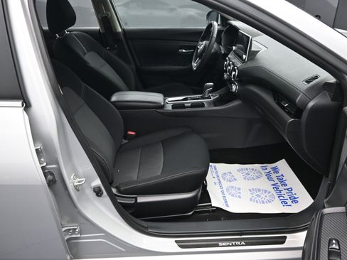 Used 2022 Nissan Sentra SV image 26