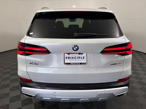 Certified 2026 BMW X5 sDrive40i RWD image 6