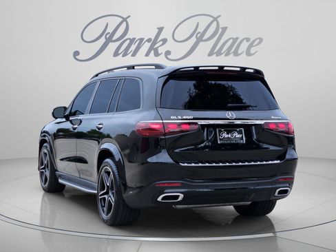 Certified 2026 Mercedes-Benz GLS 450 4MATIC image 3