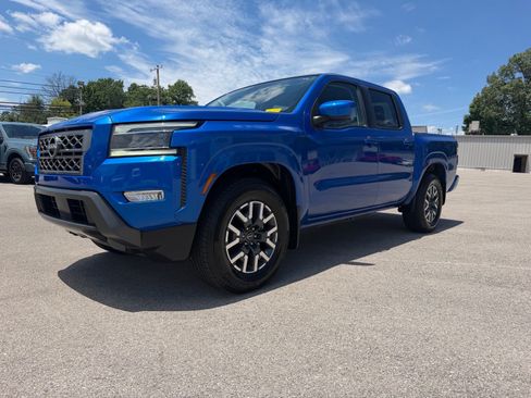 Used 2024 Nissan Frontier SL w/ Technology Package RWD image 8