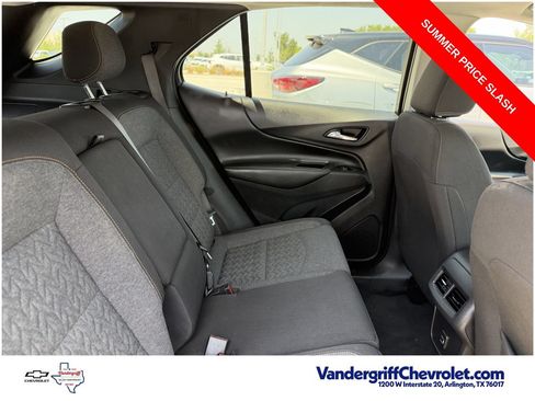 Used 2022 Chevrolet Equinox LT FWD image 26