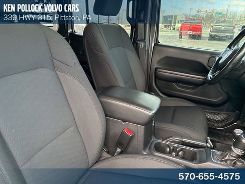 Used 2021 Jeep Wrangler Unlimited Sport image 30