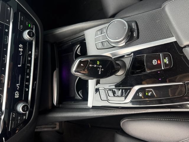 Used 2023 BMW 530e w/ M Sport Package RWD image 18
