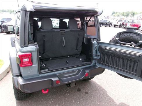 Used 2026 Jeep Wrangler Rubicon AWD/4WD image 17