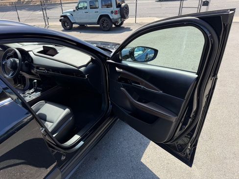 Used 2024 MAZDA CX-30 AWD 2.5 S w/ Premium Package image 35