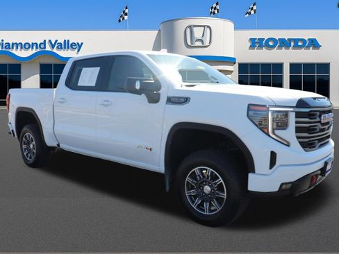 Used 2025 GMC Sierra 1500 AT4 AWD/4WD image 1
