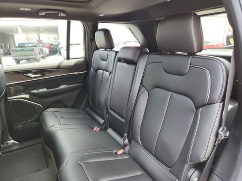 New 2026 Jeep Grand Cherokee Limited w/ Limited Altitude Package RWD image 16