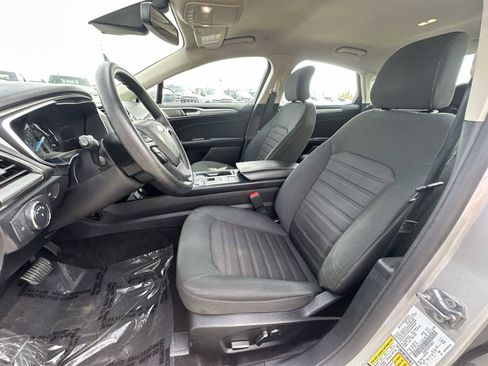 Used 2019 Ford Fusion SE image 13